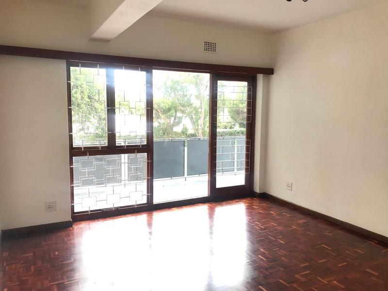 To Let 1 Bedroom Property for Rent in Oranjezicht Western Cape